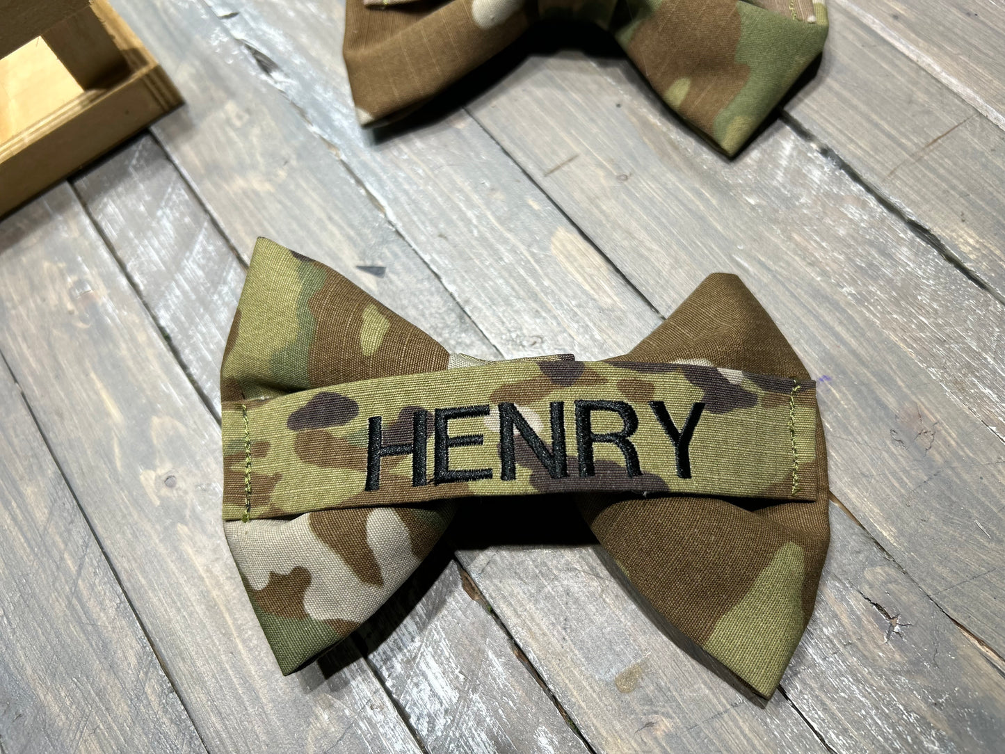 Tuxedo Bow | Personalized Army Keepsake